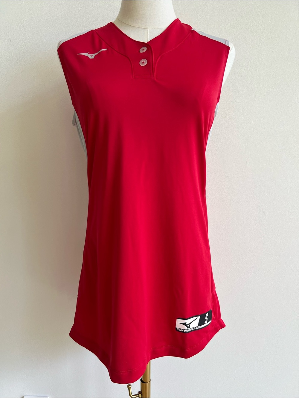 Mizuno Women's Small Red White Sleeveless Running Tennis Volleyball Athletic Top